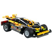 Street 'n' Mud Racer