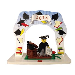 Classic Minifigure Graduation Set, zdjęcie 1