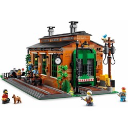 Old Train Engine Shed, zdjęcie 1