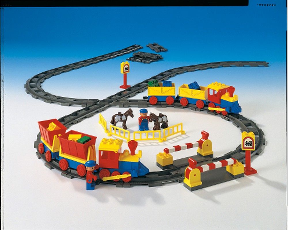 Lego Duplo Train - Carousel Level 1 - Train Circuit