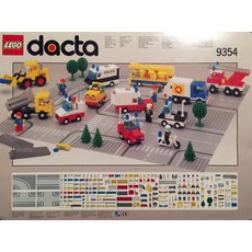 Town Street Theme (set 9354-1)