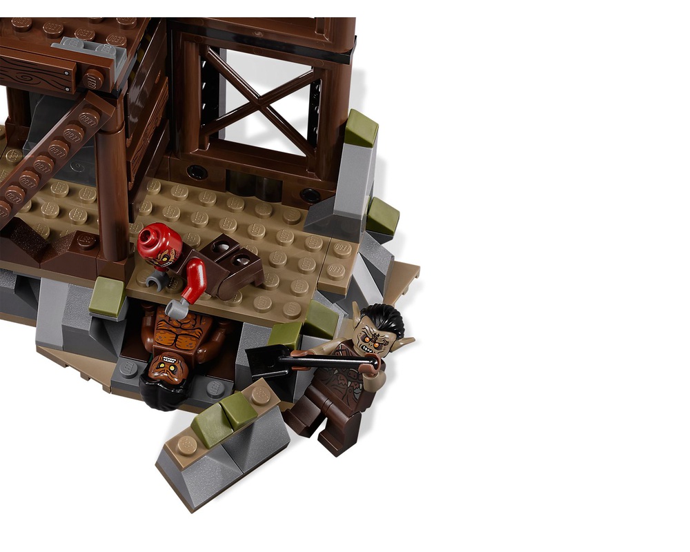 LEGO 9476 The Lord of the Rings The Fellowship of the Ring The Orc Forge
