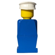 LEGOLAND Blue, White Hat (fig-000237)