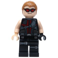 Hawkeye with Red Glasses (fig-000460)