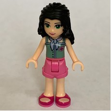 Emma - Sand Green Top, Dark Pink Shorts (fig-000492)