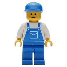 Man - White Torso, Blue Overall, Blue Cap - 3626b Head (fig-000598)