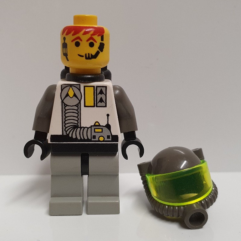 lego spaceman set