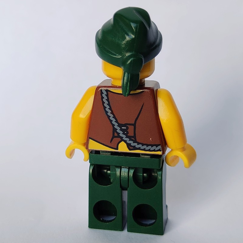 LEGO Set fig-005535 Pirate - Female, Black Hair with Bandana, White Arms