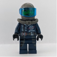 Dash, Helmet and Visor (fig-001056)