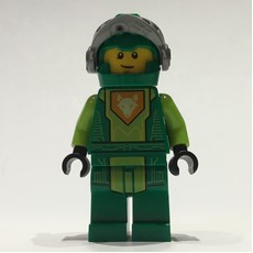 Aaron Fox in Battle Suit Outfit (fig-001589)