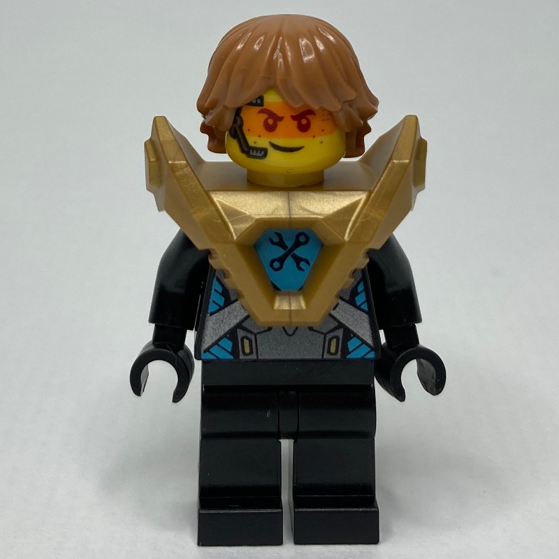 LEGO Set fig-001760 Robin Underwood with Hair and Shoulder Armor ...