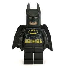 Batman, Black Suit, Black Cape and Cowl, Yellow Batman Logo (39444 Cape) (fig-002055)
