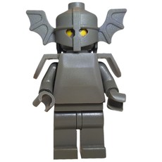 Dragon Fortress Guardian with Bat Helmet (fig-002239)