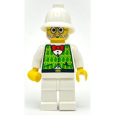 Dr. Kilroy with White Legs (fig-002249)