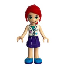 Mia - White Jacket, Dark Purple Skirt, Veterinarian (fig-002680)