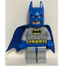 Batman, Light Bluish Gray Suit, Blue Cowl and Cape (fig-003423)
