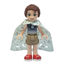 Emily Jones with Long Cape (fig-003481)