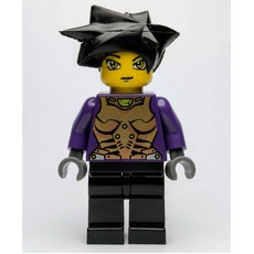 Hitomi in Gold Armor (fig-004852)