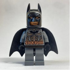 Batman, Dark Bluish Gray Suit, Black Cape and Cowl, Light Nougat Head, Black Hips (fig-004857)