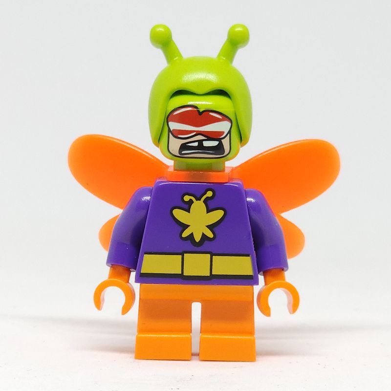 LEGO Set fig-005365 Killer Moth with Short Legs (Minifig - Front)