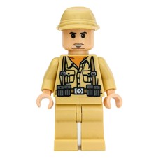 German Soldier with Thin Mouth (fig-005843)