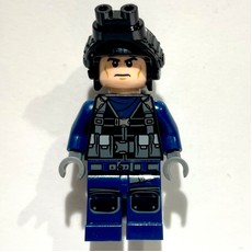 Guard in Helmet with Night Vision Goggles (fig-006012)