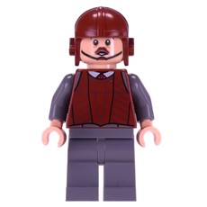Jacob Kowalski, Reddish Brown Helmet (fig-006197)