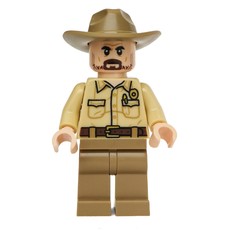 Chief Jim Hopper (fig-006400)