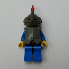 Knight (Breastplate on Red) - Blue Legs, Red Feather (fig-006558)