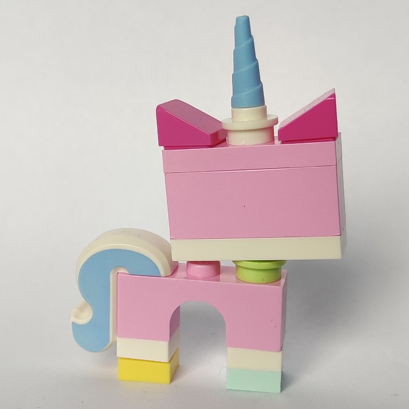 Unikitty lamp 2024