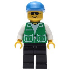 Man, Green Jacket, Black Legs, Blue Cap (fig-006891)