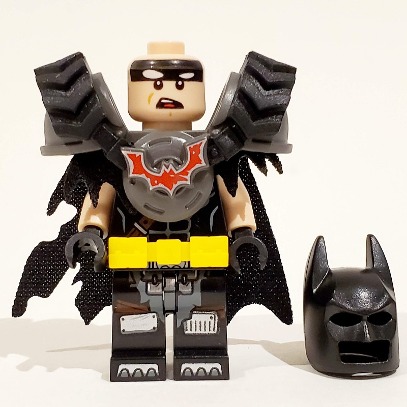 LEGO Battle Ready Batman Minifigure