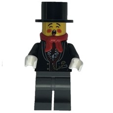 Caroler, Man, Ruffled Shirt and Gold Chain (fig-007337)