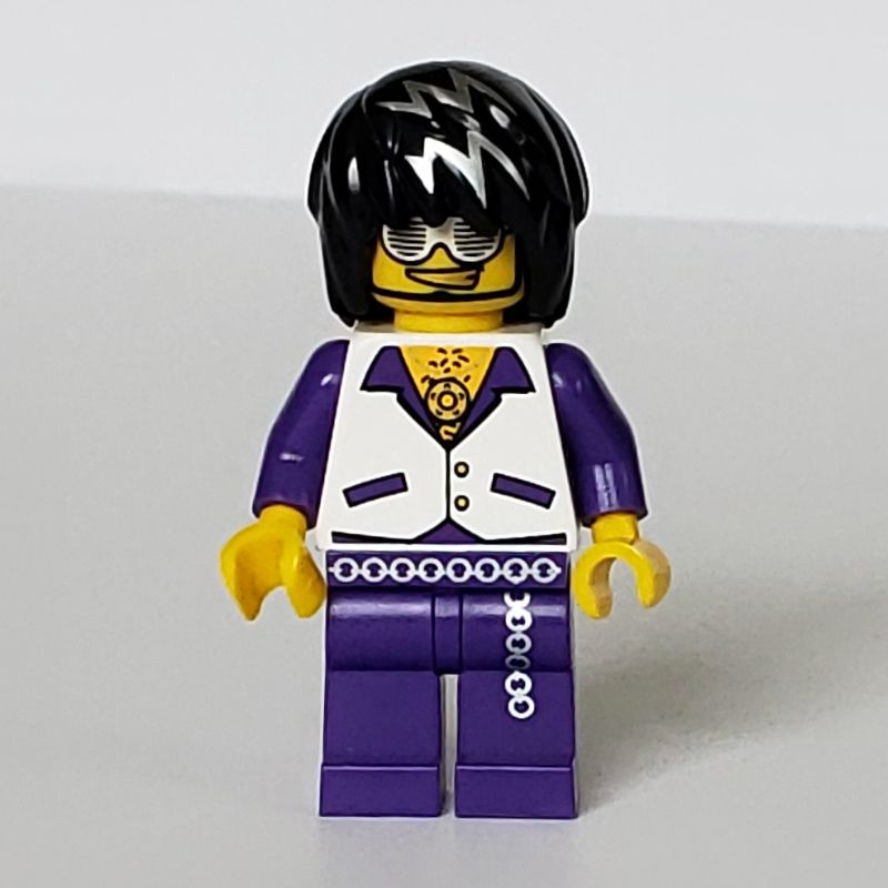 LEGO Set fig-007454 Musician, Man, White Vest over Dark Purple Shirt, Black  Hair with Silver Streaks, Glasses (2016 Collectible Minifigures) |  Rebrickable - Build with LEGO