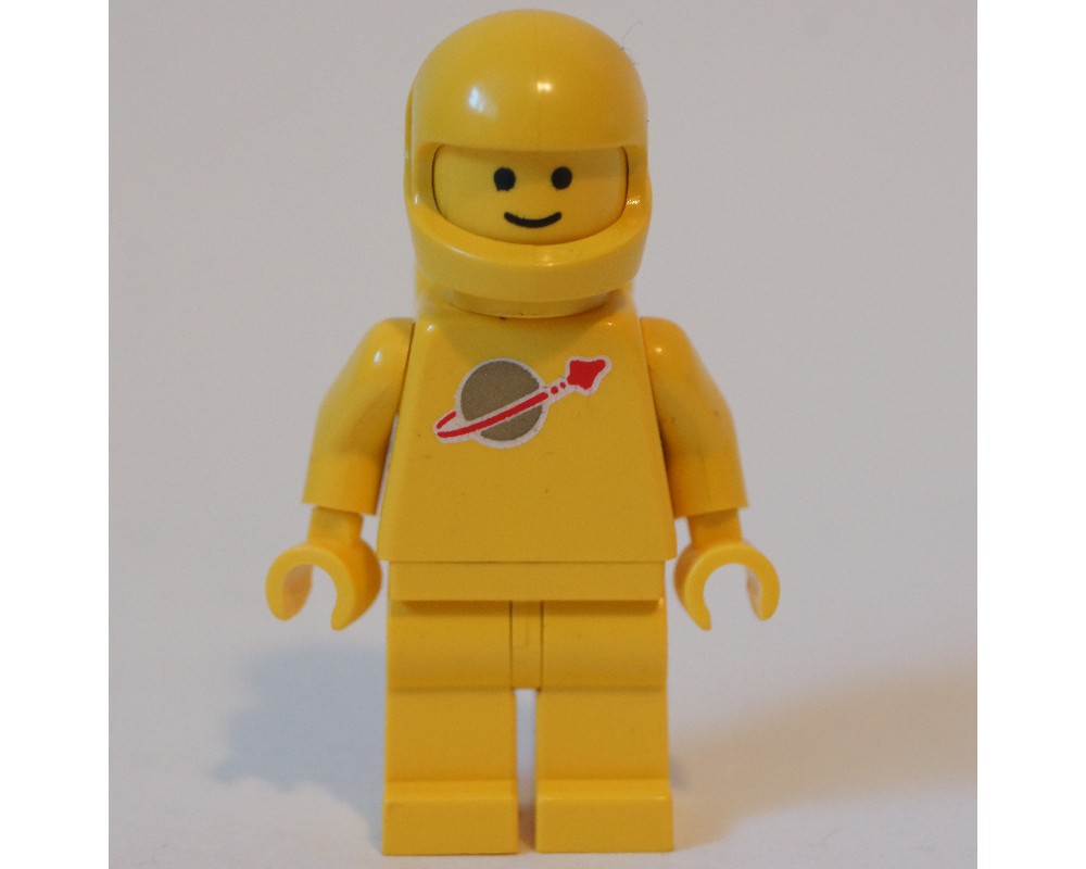 lego yellow minifigures