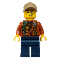 Explorer, Jacket with Pouches, Radio, and Rope, Dark Tan Cap, Scar (fig-007759)
