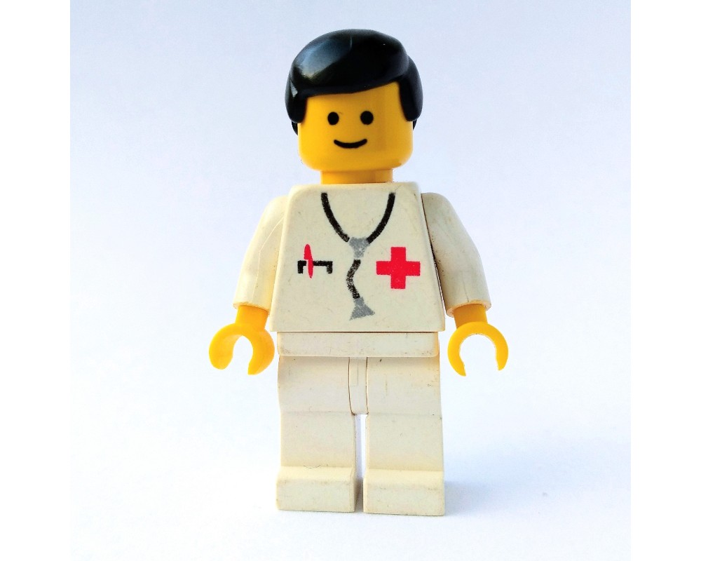 LEGO Set fig008212 Doctor, White Torso with Stethoscope and Red Cross
