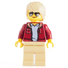 Dark Red Torso, Tan Legs, Tan Hair (fig-008332)