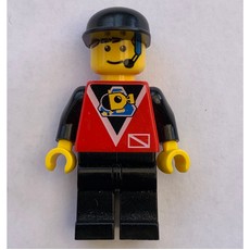 Marine Explorer, Red Shirt with Divers Logo, Black Cap, Headset (fig-008552)