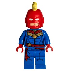 Captain Marvel, Red Helmet with Mohawk (fig-009397)