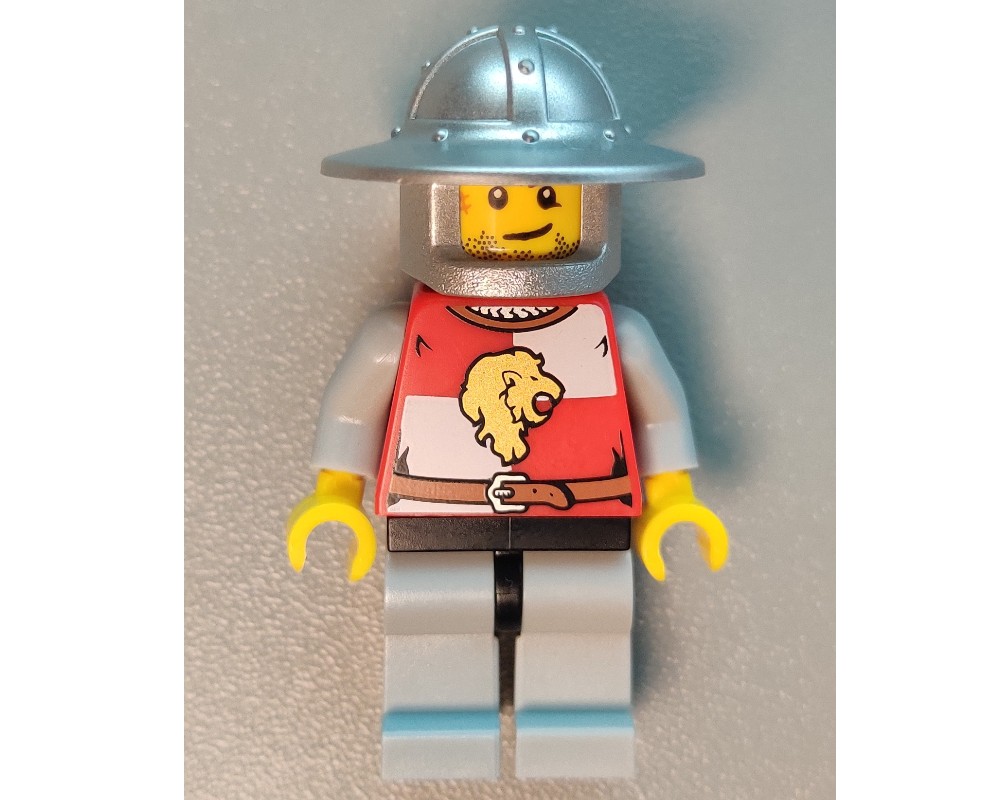 LEGO Set fig009893 Knight, Red, Wide Brim Helmet Rebrickable Build