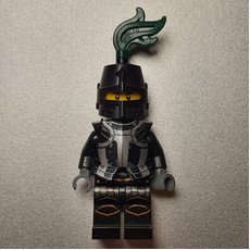 Falcon Knight, Armor, Helmet with Dark Green Plume (fig-010073)