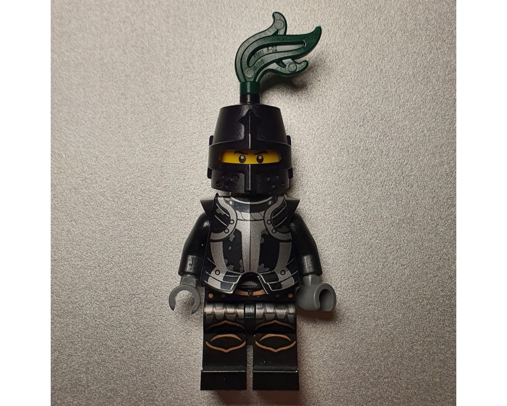 LEGO Set fig010073 Falcon Knight, Armor, Helmet with Dark Green Plume