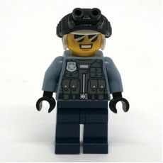 Duke Detain, Helmet and Goggles (fig-010286)