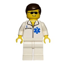 Doctor - White Torso and Legs, Brown Hair (fig-011039)