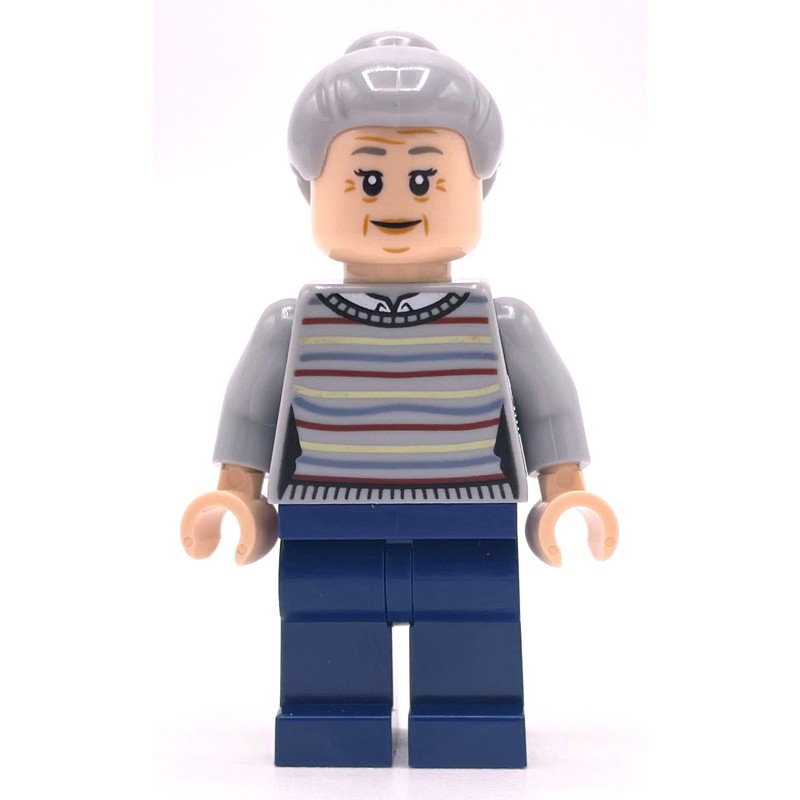 LEGO Set fig-011300 Aunt May, Light Bluish Gray Sweater | Rebrickable ...