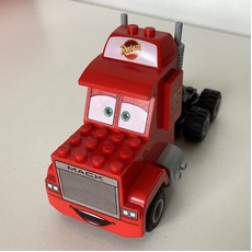 Mack, Single Part Hood (fig-011486)