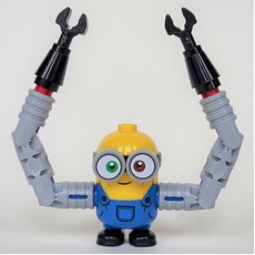Minion Bob - Robotic Arms (fig-011929)