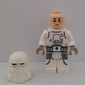 Snowtrooper, White Hips, Light Nougat Head, Officer