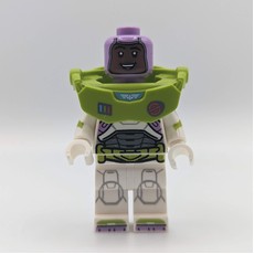 Izzy Hawthorne - Star Command Suit (fig-012536)